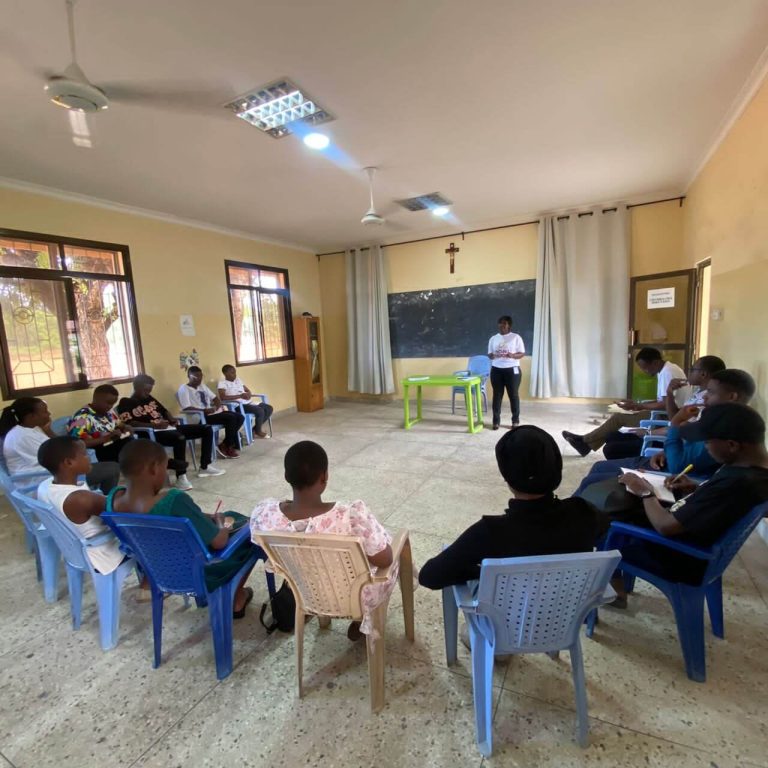 YOUTHS EMPOWERMENT TRAINING PROGRAM